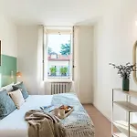 Casa Sara - By Myhomeincomo Апартаменты