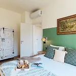 Casa Sara - By Myhomeincomo