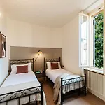 Casa Sara - By Myhomeincomo