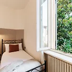 Casa Sara - By Myhomeincomo Appartamento *