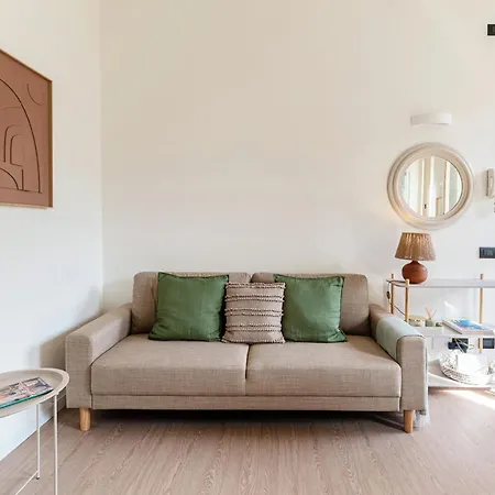 Casa Sara - By Myhomeincomo *