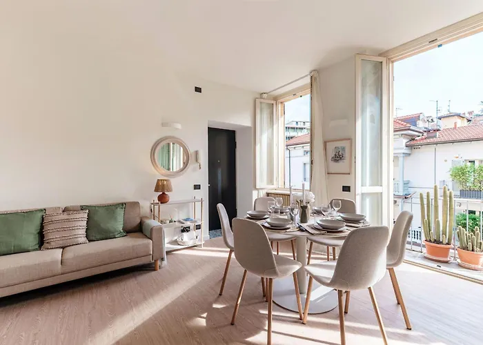 Apartamento Casa Sara - By Myhomeincomo Como