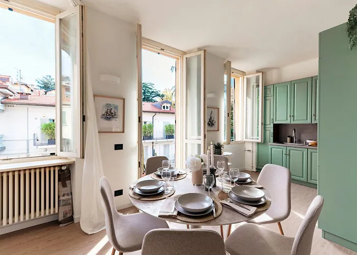 Casa Sara - By Myhomeincomo * Como