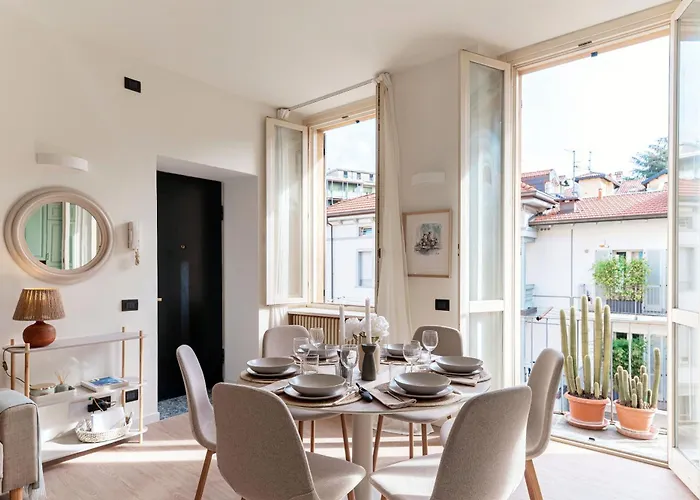 Casa Sara - By Myhomeincomo *