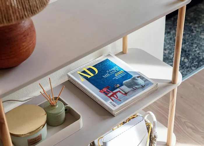 Casa Sara - By Myhomeincomo Apartament *