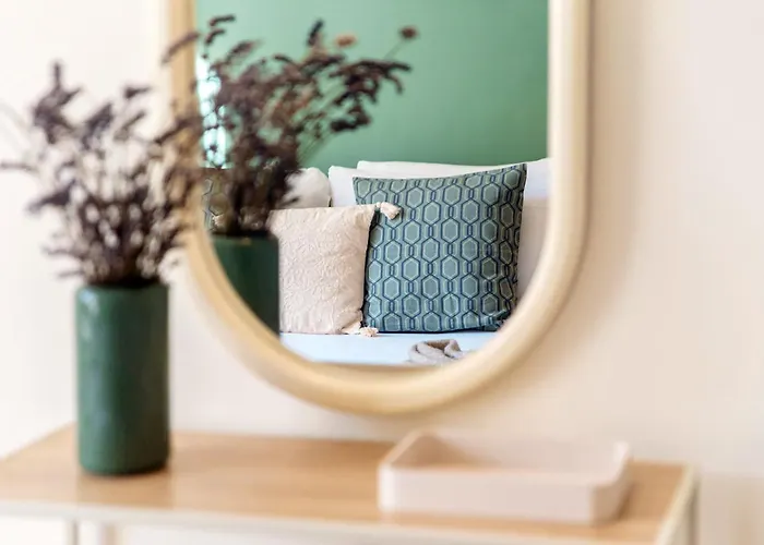 Casa Sara - By Myhomeincomo