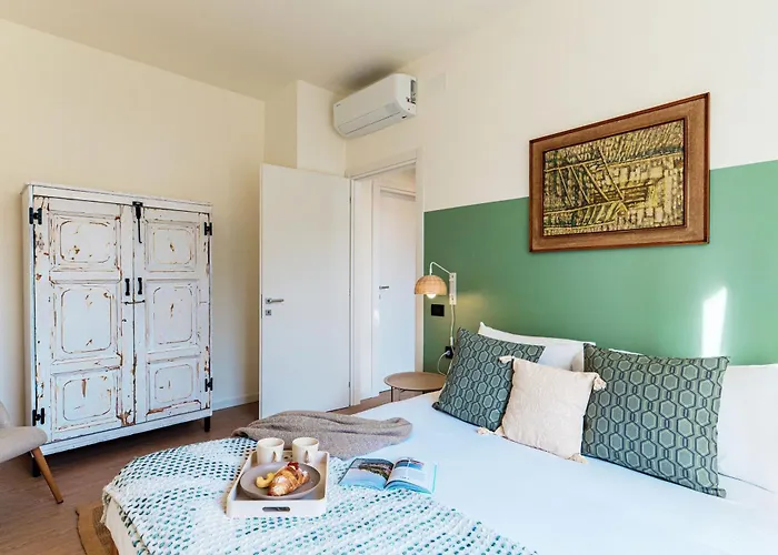 Casa Sara - By Myhomeincomo