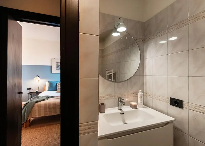 Casa Sara - By Myhomeincomo * Como