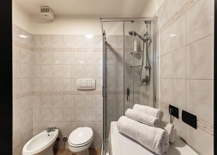 Apartamento Casa Sara - By Myhomeincomo Como